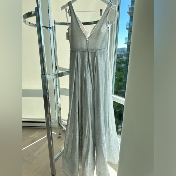 Shimmering Designer Dress - Picture 2 of 2